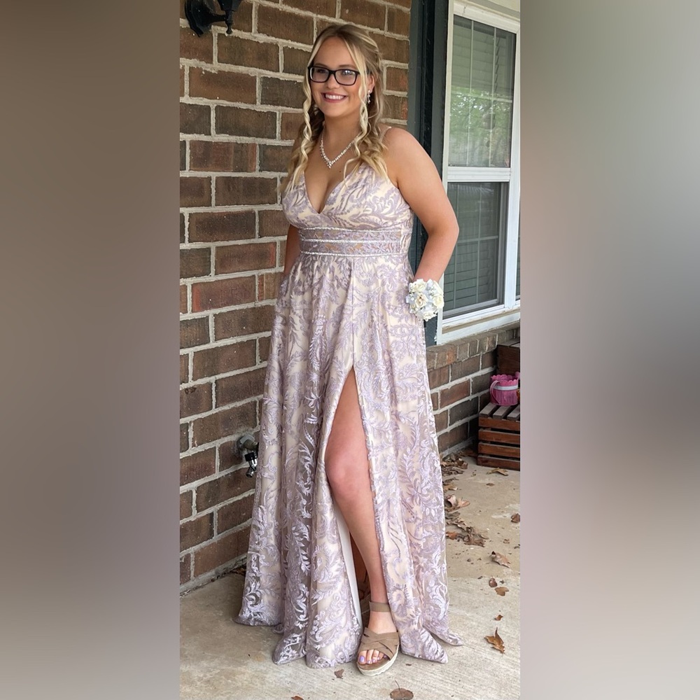 Speechless Lilac Embroidered V-Neck Formal/Prom Maxi Dress